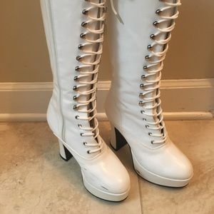 Funtasma white GoGo Boots